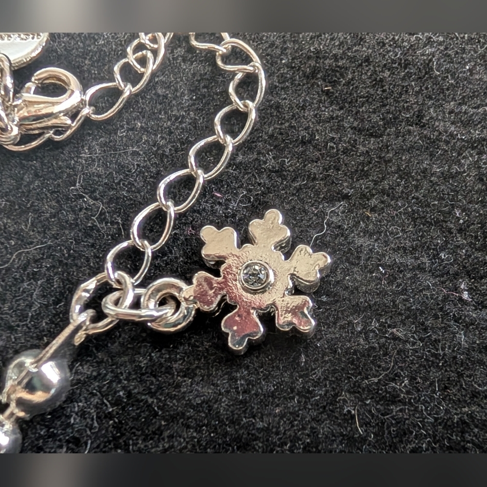 Silver Snowflake Charm Ball Chain Bracelet - Picture 3 of 3